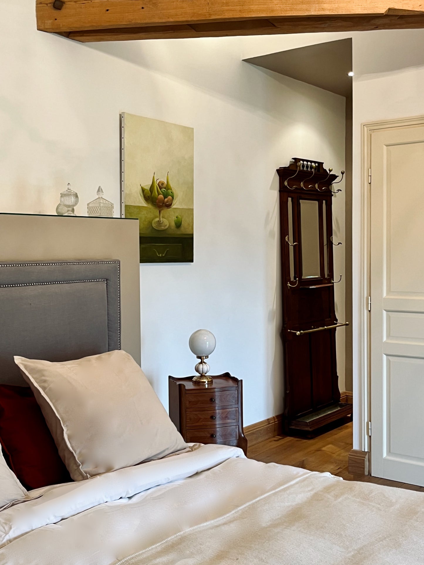 Chambre Beige Queen Size Standard - Vue pont