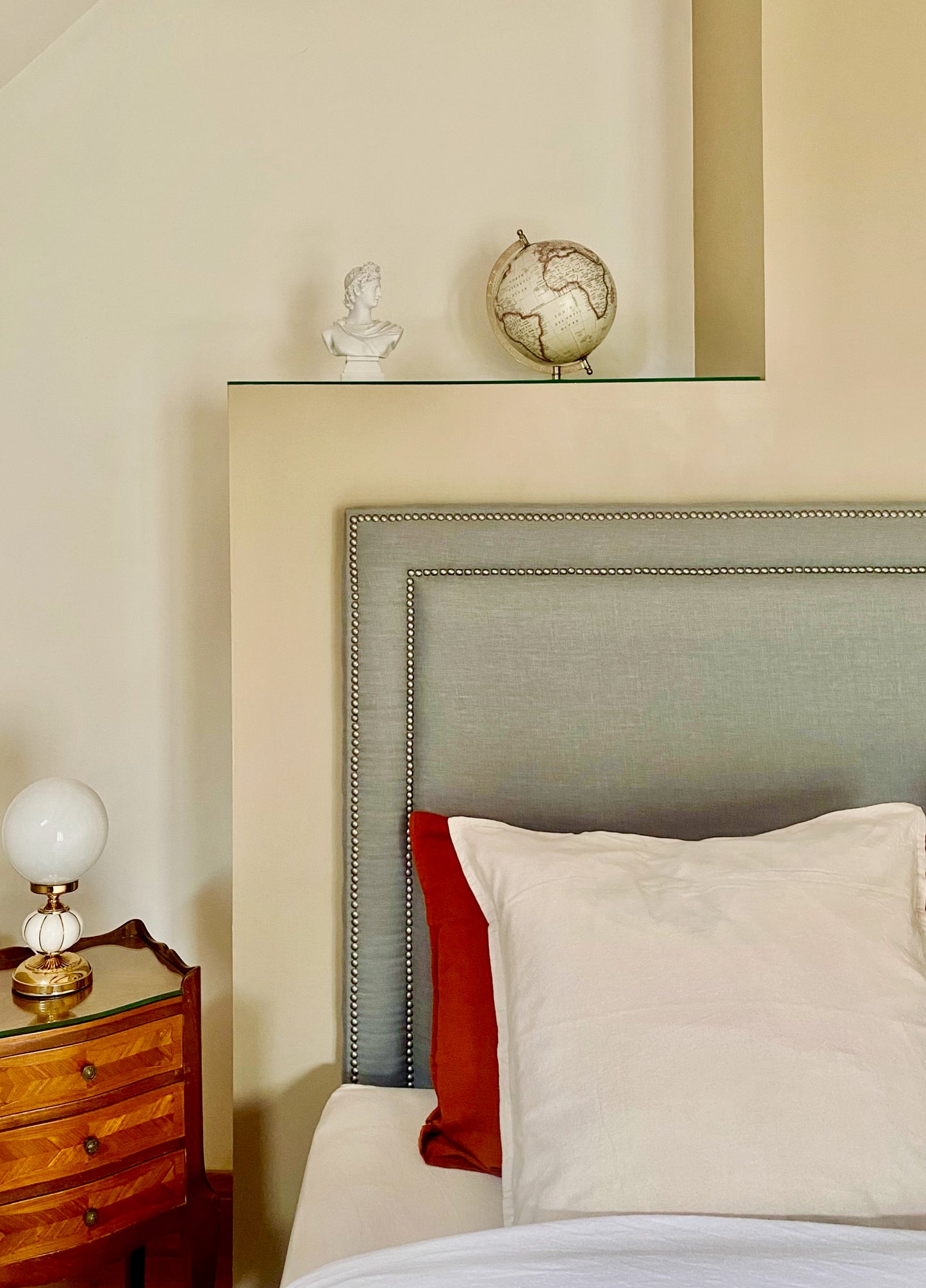 Chambre Beige Queen Size Standard - Vue pont